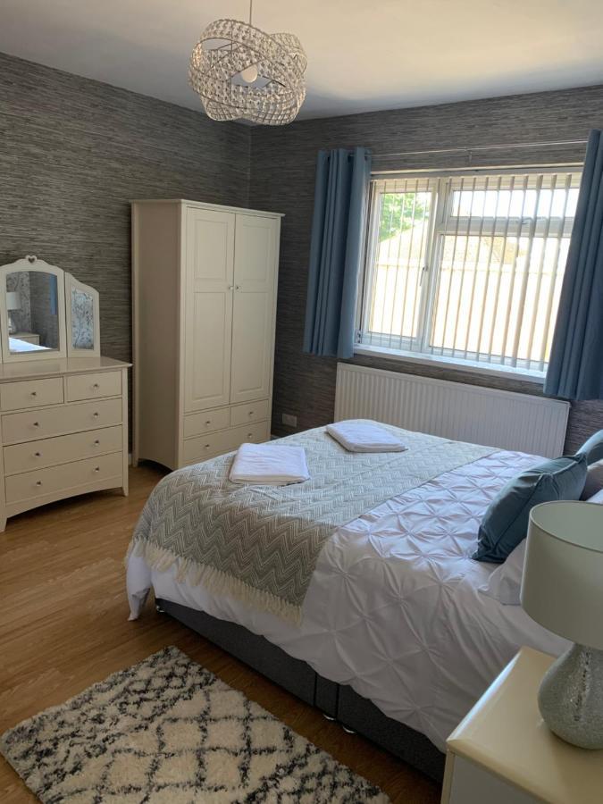 Hafan Traeth Villa Престатин Екстериор снимка
